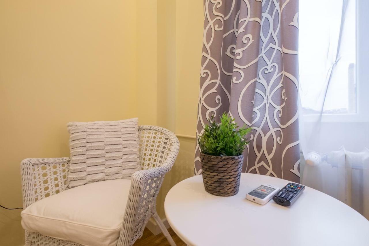 Modern 2 Bedroom Apartment Next To Vitosha Str. Sófia Exterior foto
