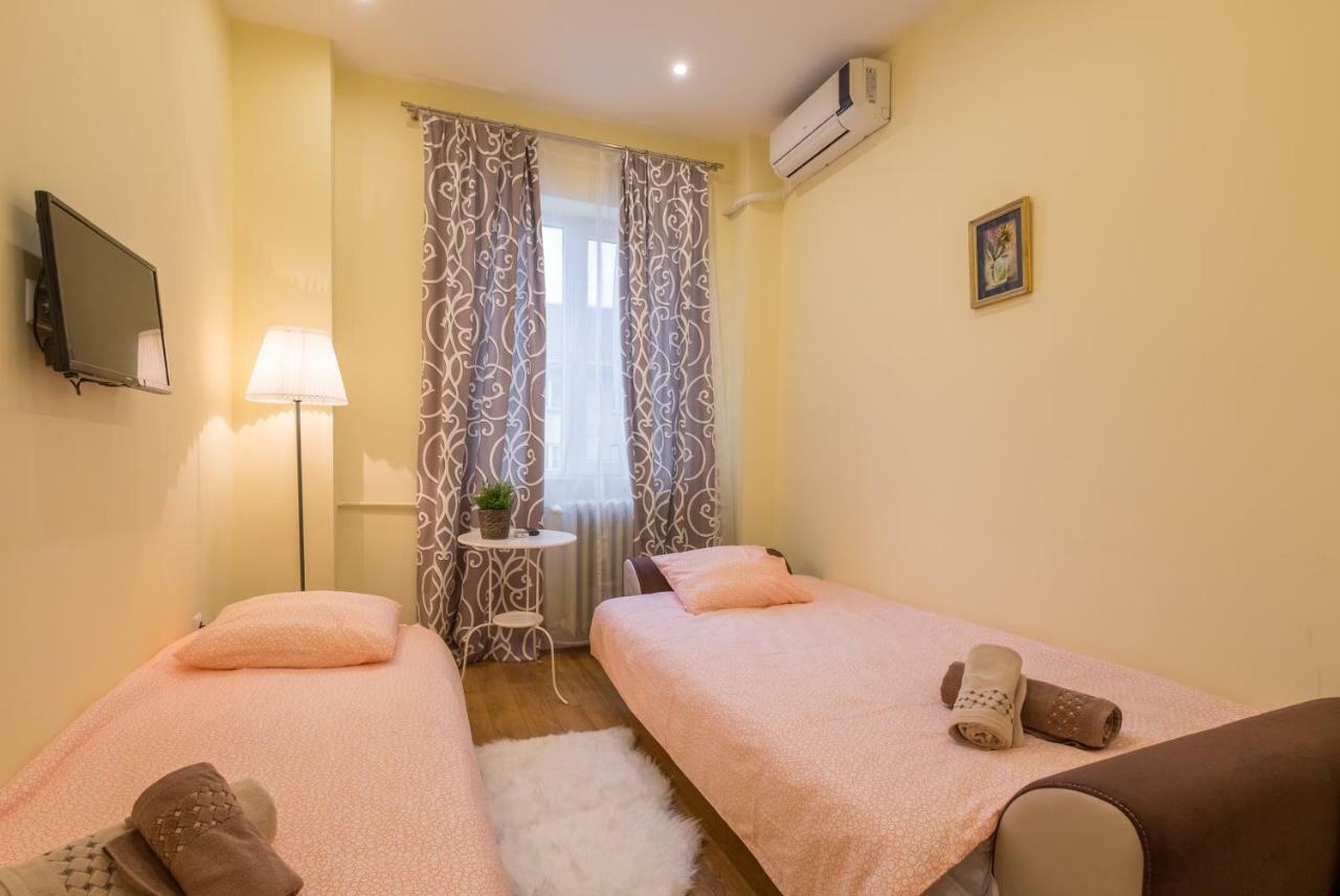 Modern 2 Bedroom Apartment Next To Vitosha Str. Sófia Exterior foto